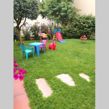 Relaxing Holidays In Nea Irakleitsa 別荘 *