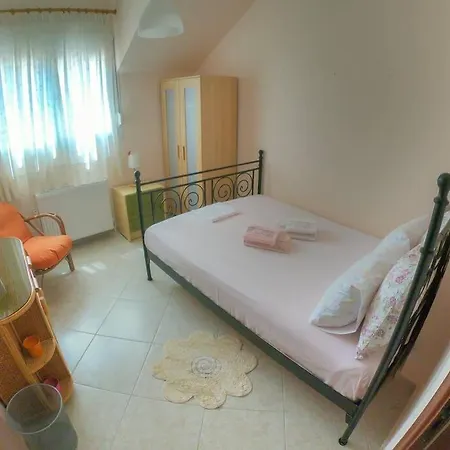 Relaxing Holidays In Nea Irakleitsa * Nea Iraklitsa