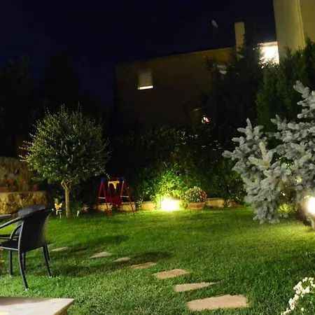 Relaxing Holidays In Nea Irakleitsa